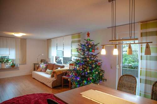 Wohnzimmer / Visionsbild - Geräumige sowie sanierte Doppelhaushälfte für die große Familie