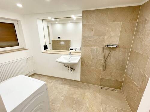 Duschbad Erdgeschoss - 