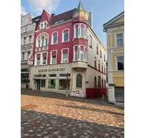 „Wohn- & Geschäftshaus mit Steigerungspotenzial: Soll-Miete 54.000 € zu Faktor 8,5“ - Lüdenscheid