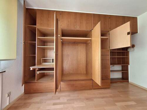 Schlafzimmer3: Einbauschrank - 