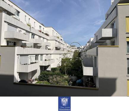 Balkonblick - Etagenwohnung mit 60,50 m&sup2; in Dresden zur Miete