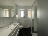 Duschbad mit Fenster - 