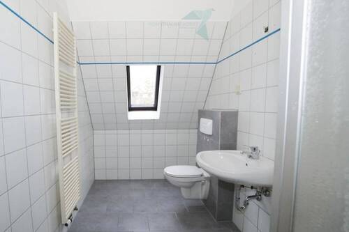 Badezimmer - Etagenwohnung mit 45,40 m² in Zwickau zur Miete
