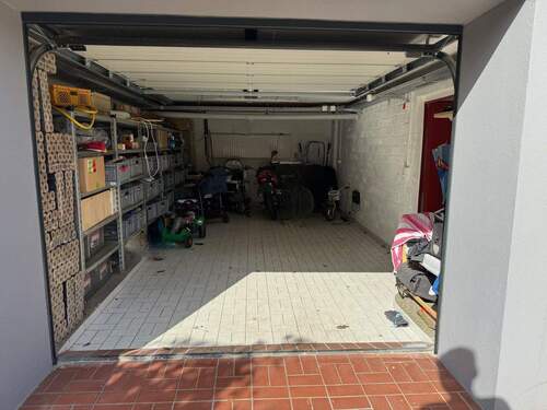 Garage - 