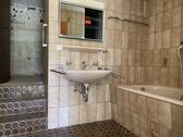 Badezimmer im Kellergeschoss - 