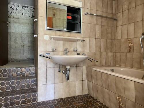 Badezimmer im Kellergeschoss - 