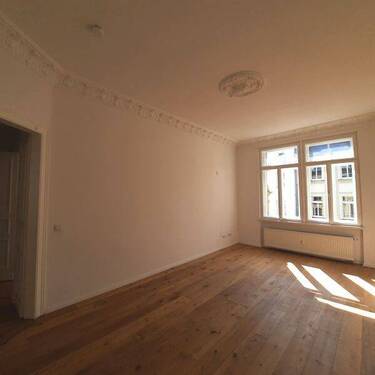 Wohnen - 4 Zimmer Etagenwohnung zur Miete in Gera