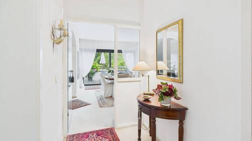 Diele - 2 Zimmer Etagenwohnung in Bonn
