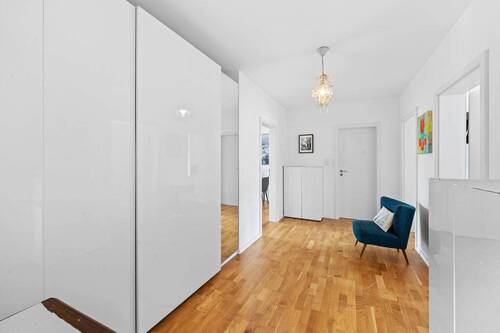 Flur - 3 Zimmer Etagenwohnung in Düsseldorf