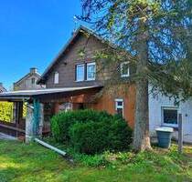 Reihenendhaus mit Potenzial - 49.000,00 EUR Kaufpreis, ca.  120,00 m² Wohnfläche in Hildburghausen (PLZ: 98646) Häselrieth