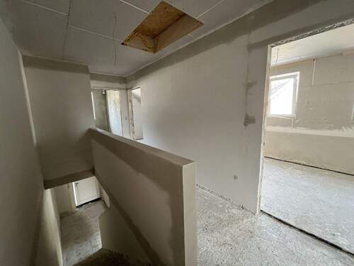 Flur im Dachgeschoss - 4 Zimmer Doppelhaushälfte zum Kaufen in Kummerfeld