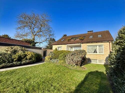 Garten auf des Südseite des Hauses - 