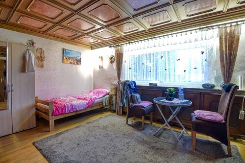 Wohn-undSchlafzimmer - 