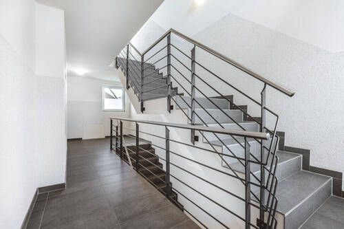 Treppenaufgang Vorderhaus - 