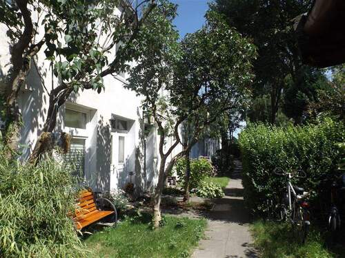 Hausansicht - Mehrfamilienhaus, Wohnhaus zum Kaufen in Hamburg