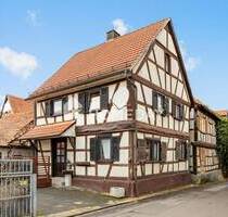 Kernsaniertes Bauernhaus mit Terrasse, EBK & neuer Gasheizung in Rodenbach