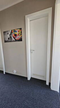 Bad-/Toilettentüre Gang hinten - 