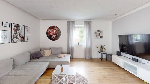 Wohnbereich EG - 9 Zimmer Einfamilienhaus in Nieste