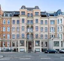 + Wo die Alster zum täglichen Begleiter wird - Penthouse mit Alsterblick + - Hamburg Uhlenhorst