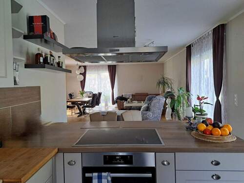 Blick in das Wohn- und Esszimmer - 