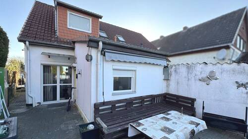 Ansicht - 3 Zimmer Doppelhaushälfte in Delmenhorst