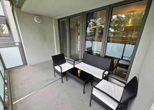 Balkon Blick in Wohnung - 