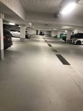 Tiefgarage - 