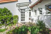 Hauseingang - Mehrfamilienhaus, Wohnhaus in Aachen zum Kaufen