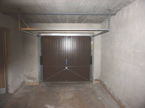 Garage - 