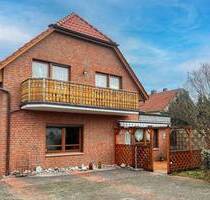 Ein-Zwei- Familienhaus mit großem Grundstück, Sehr Zentral und doch Privat in Luthe - Wunstorf