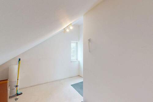 Schlafzimmer/Hobbyraum2 DG - 