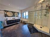 Badezimmer links - 