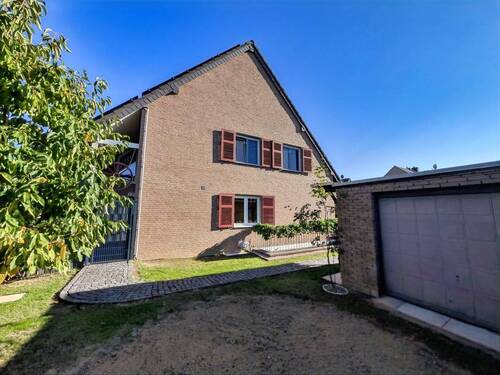 Garage aktuell ohne Zufahrt - 