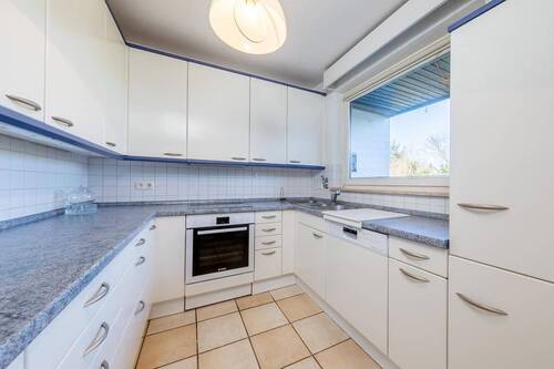 Viel Platz bietet die Küche - 