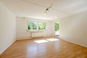Wohnzimmer - Etagenwohnung mit 80,00 m&sup2; in Stuttgart zum Kaufen