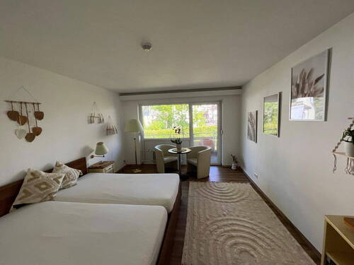 Zimmer - Möbliertes, helles ALL INCLUSIVE Zimmer inkl BALKON in Heiligenberg zu vermieten