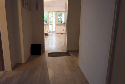 Flur - Etagenwohnung mit 42,00 m² in Ludwigshafen / Süd zur Miete