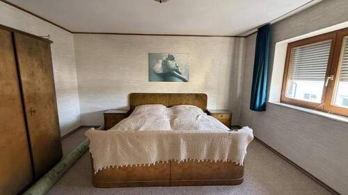 Schlafzimmer DG - 