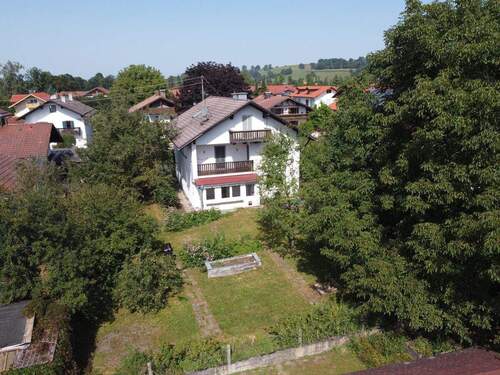 Hausansicht - 9 Zimmer Mehrfamilienhaus, Wohnhaus in Sindelsdorf