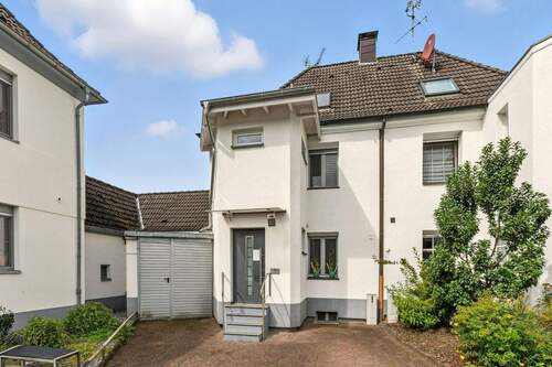 Ansicht - 7 Zimmer Doppelhaushälfte zum Kaufen in Dortmund