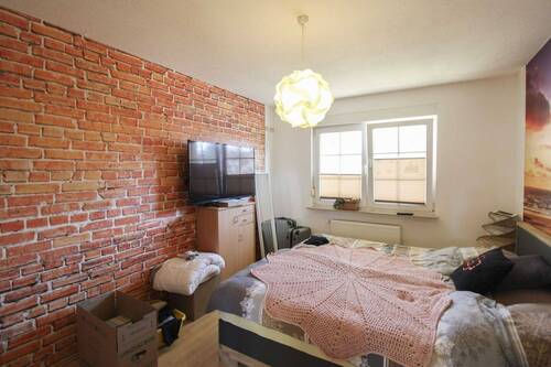 04. Schlafzimmer 1 - 