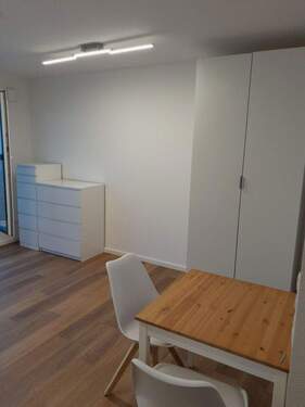 Wohnraum - 1 Zimmer Etagenwohnung in Bonn