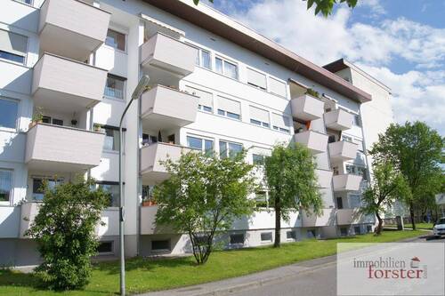 Aussenansicht - Große 5-Zimmer-Wohnung mit Westblk. in zentraler Lage von Weilheim (West)