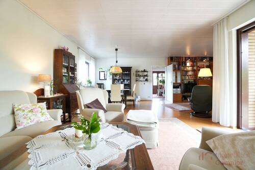 Wohn- und Esszimmer - 