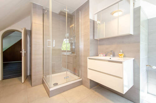 Badezimmer erstes OG - 