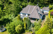 Außenansicht - Charaktervolles Haus mit Traumgarten, Sauna und offenem Wohnkonzept direkt am Schulenberger Wald