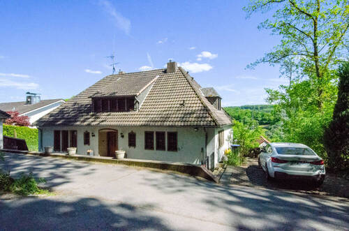 Außenansicht - 7 Zimmer Einfamilienhaus in Hattingen