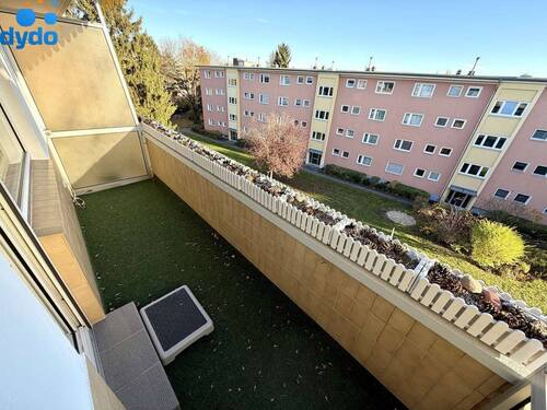 Balkon - 2 Zimmer Etagenwohnung zum Kaufen in Berlin