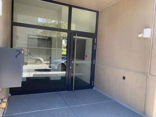 Eingang - 3 Zimmer Etagenwohnung in Neu-Ulm