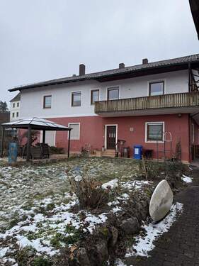 Bild 2 - 8 Zimmer Einfamilienhaus zum Kaufen in Reichenbach